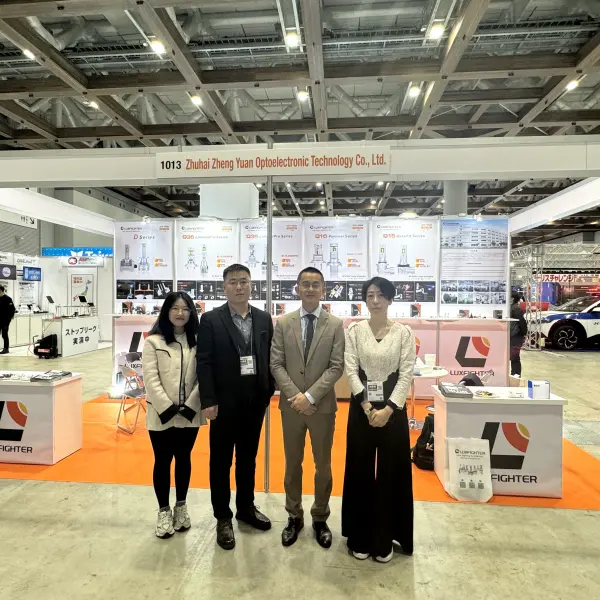 Luxfighter LED предводени од предните светла 2024 International Auto Auto Auto Atermarket Expo