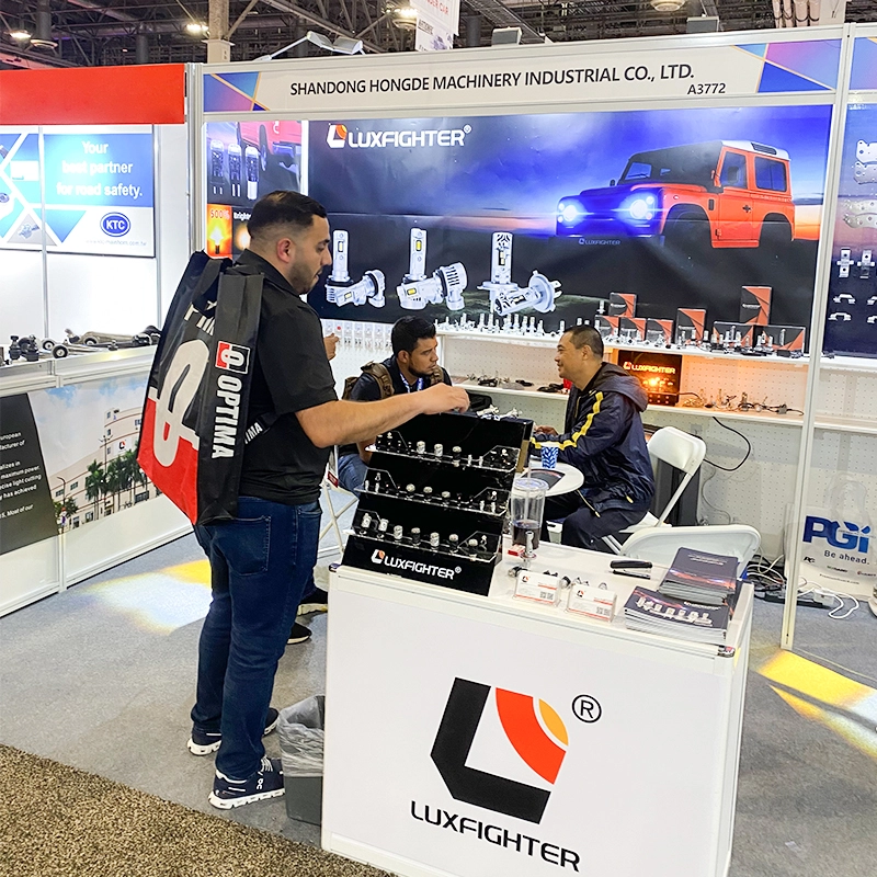 LUXFIGHTER LED фарови на Automotive Aftermarket Products Expo
